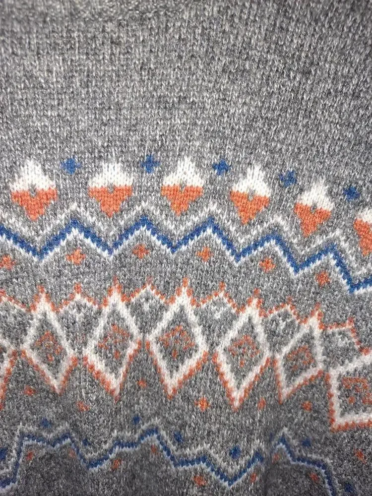 Urban Pipeline Gray Orange and Blue Drew Neck Sweater Size‎ Large